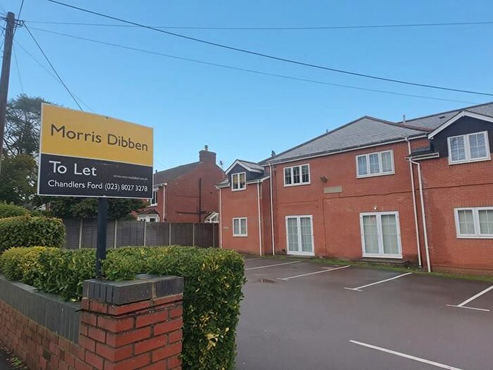 2 Bedroom Flat To Rent In Hursley Road, Eastleigh, SO53