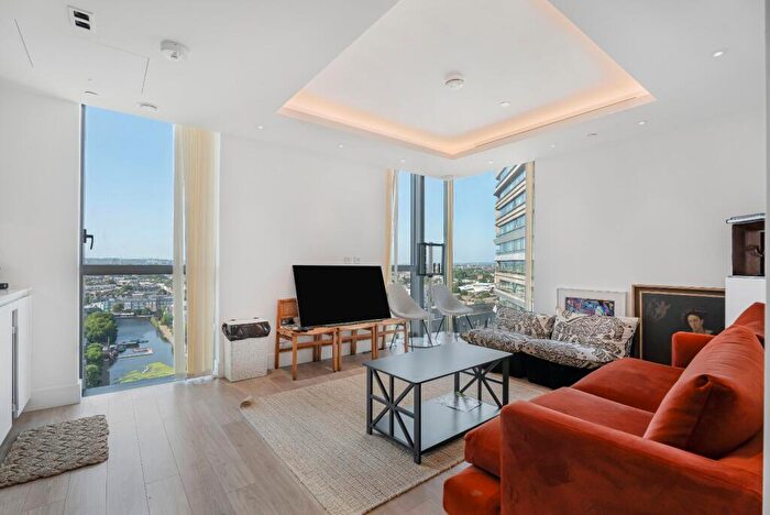 2 Bedroom Apartment For Sale In Bollinder Place, London, EC1V