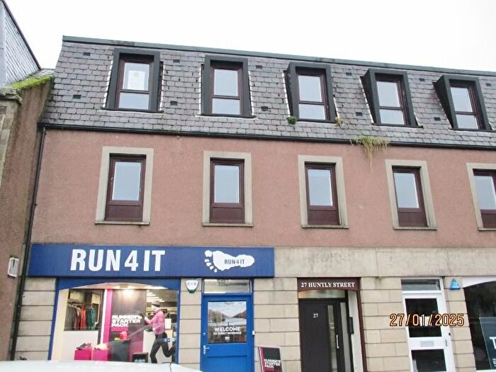 3 Bedroom Flat To Rent In Huntly Street, Inverness, IV3