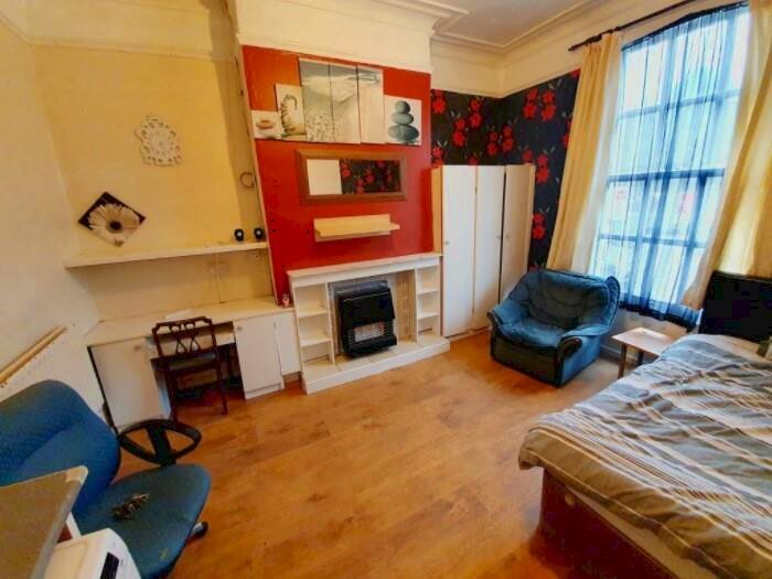 1 Bedroom Flat To Rent In Monument Road, Birmingham, B16