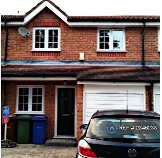 3 Bedroom Terraced House To Rent In Linnet Way, Purfleet, RM19
