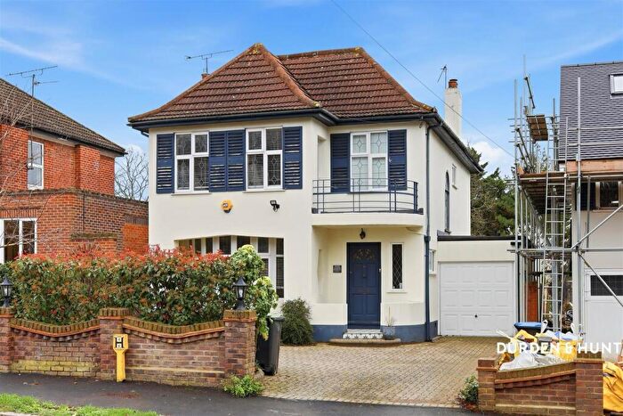 6 Bedroom Detached House For Sale In Stradbroke Grove, Buckhurst Hill, IG9