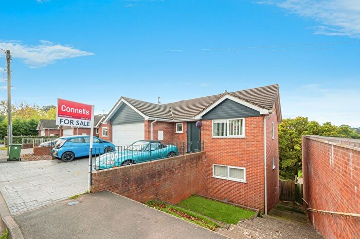 4 Bedroom Detached House For Sale In Hallow Road, Worcester, WR2