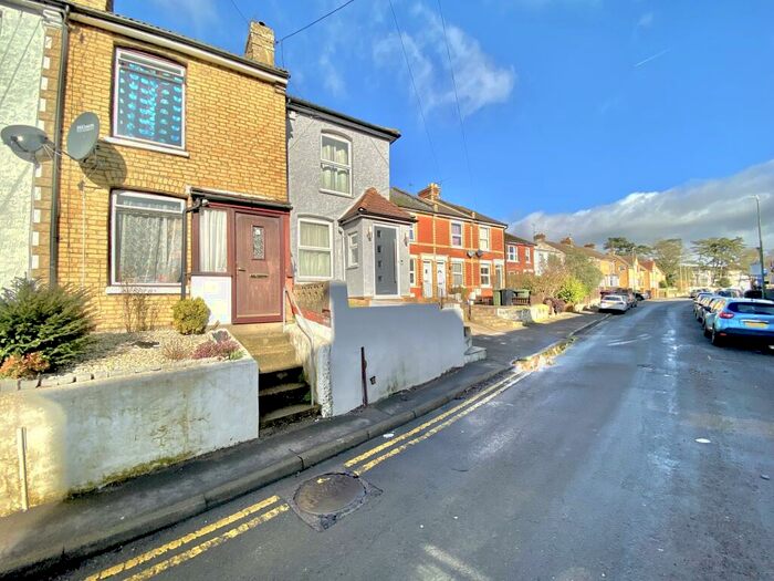 2 Bedroom House To Rent In Hartnup Street, Maidstone, Kent, ME16