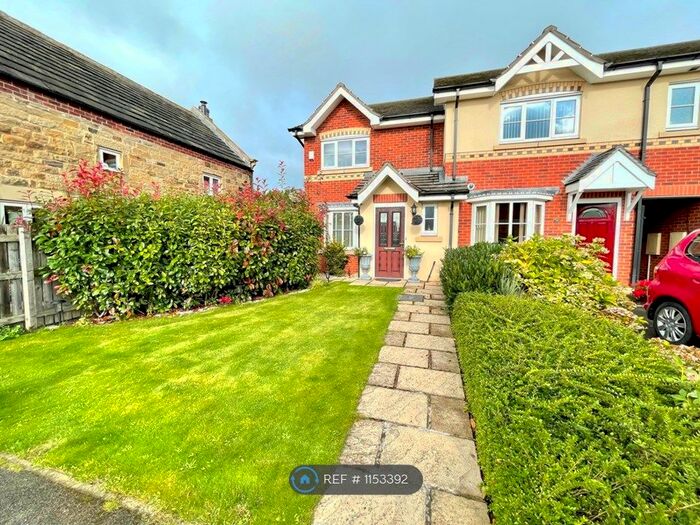 3 Bedroom Semi-Detached House To Rent In Hanson Court, Normanton WF6