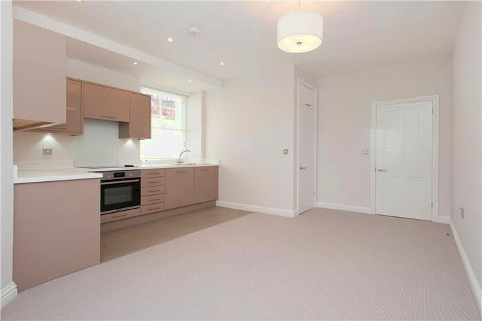 1 Bedroom Flat To Rent In Onslow Gardens, South Kensington, London, SW7