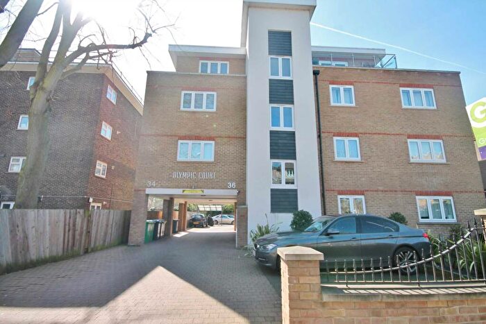 1 Bedroom Flat For Sale In Olympic Court, New Malden, KT3