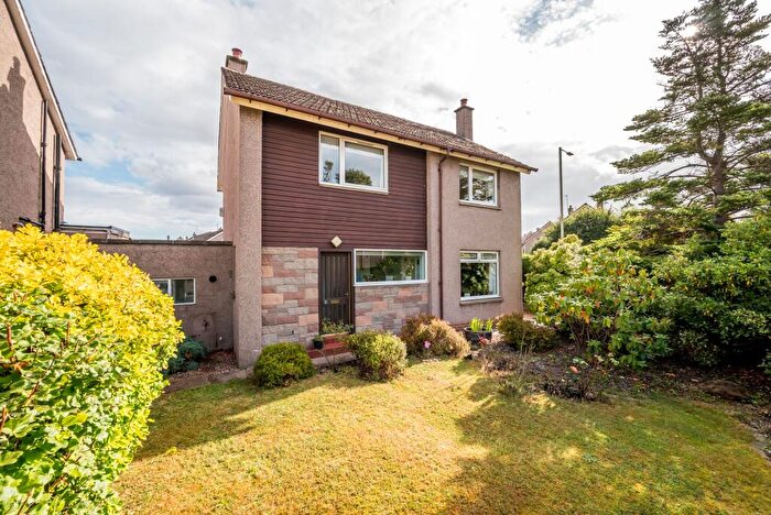 3 Bedroom Detached House For Sale In Gillies Place, Broughty Ferry, DD5