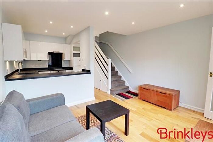 1 Bedroom Terraced House To Rent In Rotherwood Close, Wimbledon, SW20