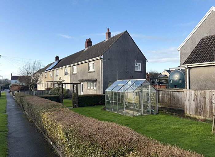3 Bedroom End Of Terrace House For Sale In Heol Y Gaer, Clynderwen, Pembrokeshire, SA66