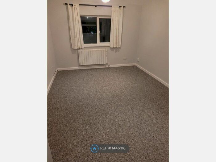 1 Bedroom Flat To Rent In East Green Drive, Stratford-Upon-Avon, CV37