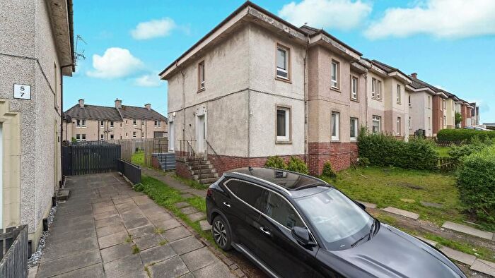 3 Bedroom Flat For Sale In Woodlands Avenue, Gartcosh, G69