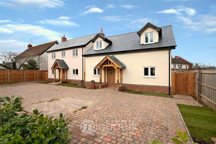 3 Bedroom Detached House To Rent In Main Road, Great Leighs, Chelmsford, CM3