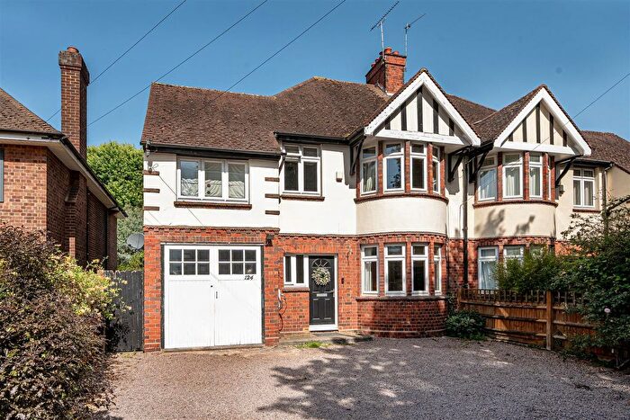 4 Bedroom Semi-Detached House For Sale In Kimbolton Road, Bedford, MK41