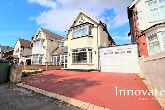 4 Bedroom Semi-Detached House To Rent In West Park Road, Bearwood, Smethwick B67