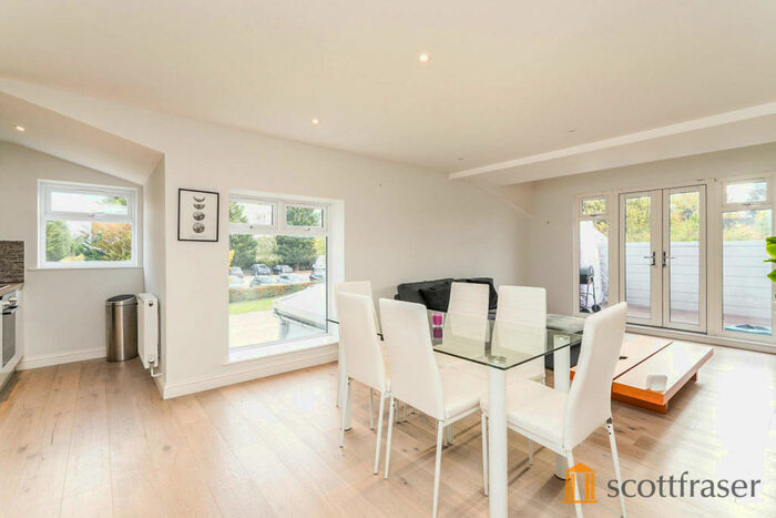 2 Bedroom Apartment To Rent In Lower Road, Garsington, OX44