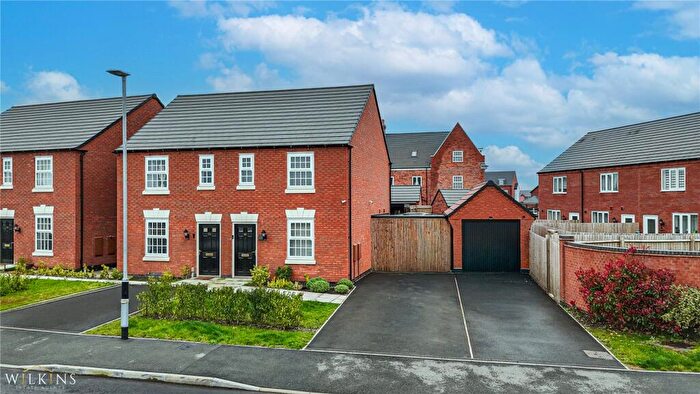 2 Bedroom Semi Detached House For Sale In Barley Crescent, Tamworth, Staffordshire, B79