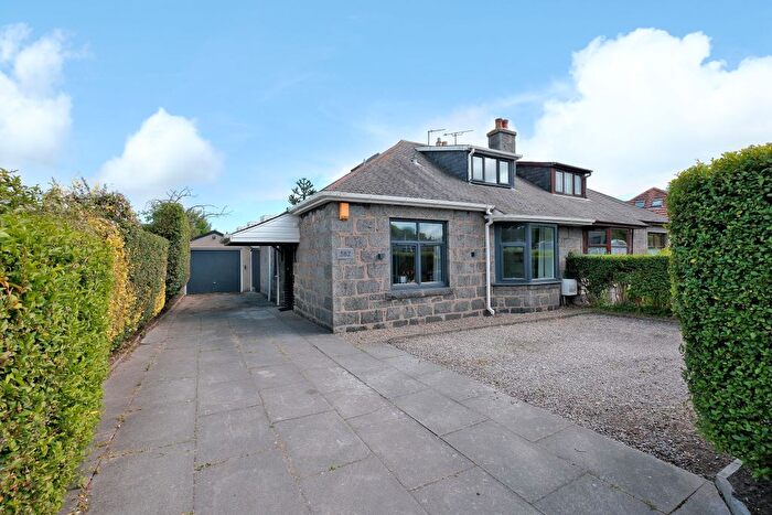 3 Bedroom Semi-Detached House For Sale In King Street, Aberdeen, AB24