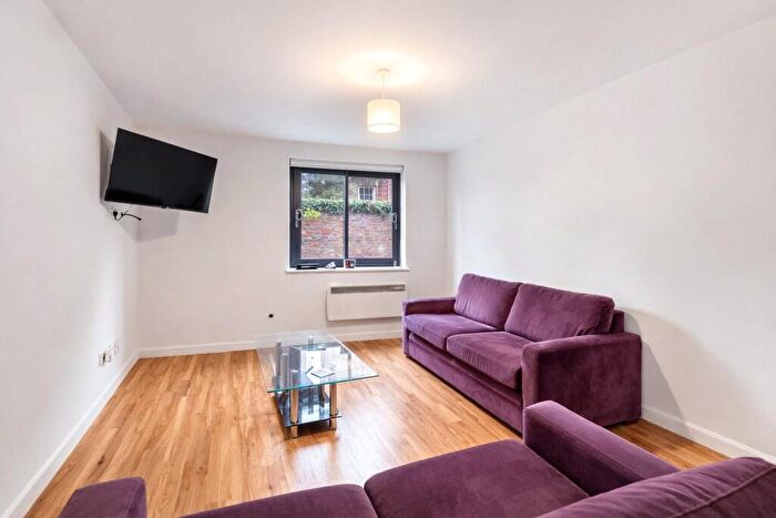 6 Bedroom Apartment To Rent In Queens Road, Clifton, Bristol, BS8