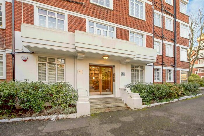 1 Bedroom Flat To Rent In Hill Court, Wimbledon Hill Road, Wimbledon, SW19