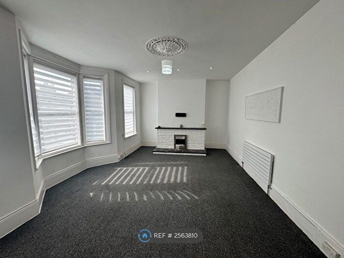 3 Bedroom Maisonette To Rent In St. Georges Road, Hastings, TN34