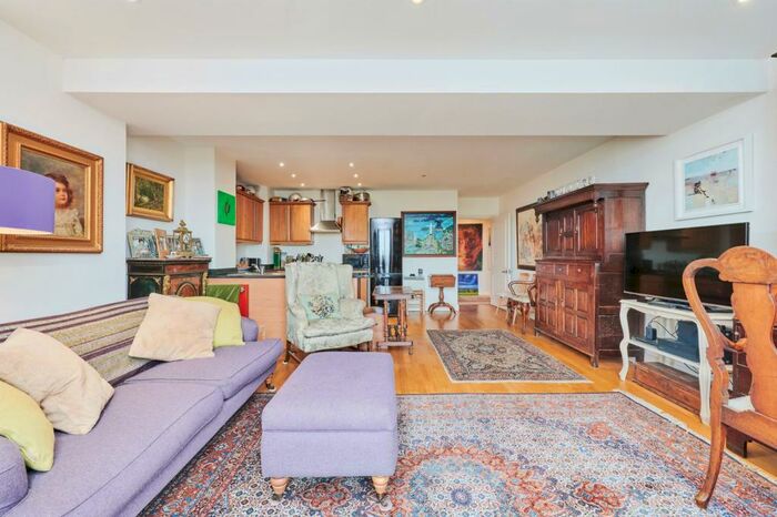 2 Bedroom Apartment To Rent In Vineyard Heights, Mortlake High Street, Mortlake, SW14