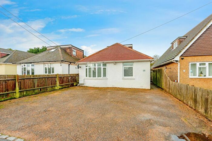 3 Bedroom Bungalow For Sale In Masons Bridge Road, Redhill, RH1