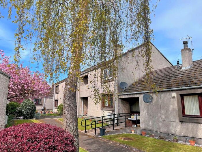 1 Bedroom Flat To Rent In Brook Street, Monifieth, Dundee, DD5
