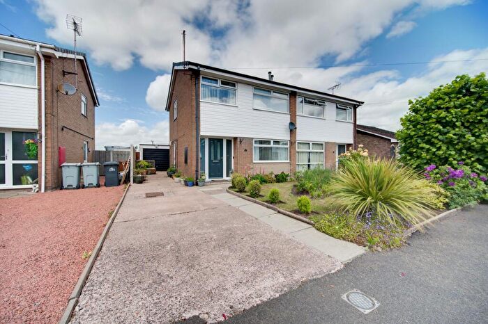 3 Bedroom Semi Detached House For Sale In Willow Drive, Sandbach, CW11