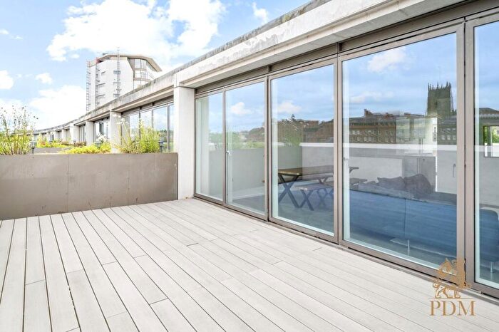 3 Bedroom Penthouse To Rent In Canal Street, Nottingham, NG1