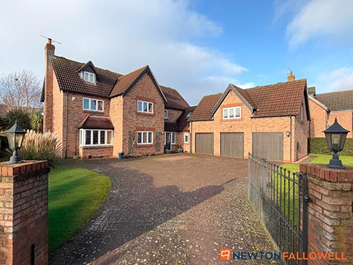 6 Bedroom Detached House For Sale In Glebe Park, Balderton, NG24