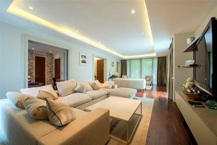 4 Bedroom Flat To Rent In Caenwood Court, Hampstead Lane, N6