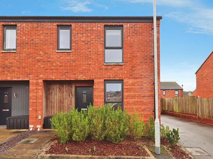 3 Bedroom Semi Detached House For Sale In Captains Walk, Llanrumney, Cardiff, CF3