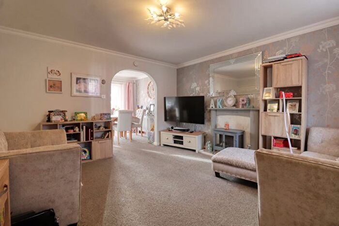 3 Bedroom Terraced House For Sale In Trinity Court, Broughton, Brigg, DN20