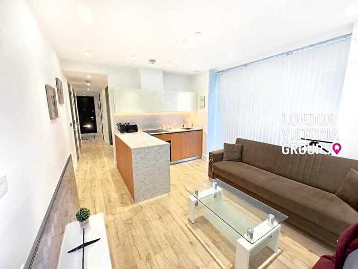 Studio To Rent In Perilla House, Stable Walk, London, E1