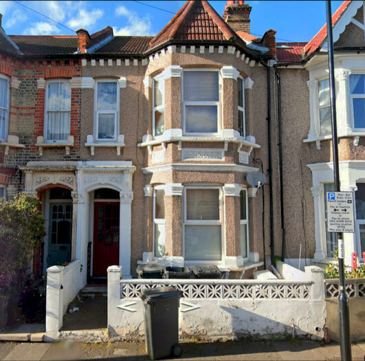 Studio To Rent In Nova Road, , Croydon, CR0