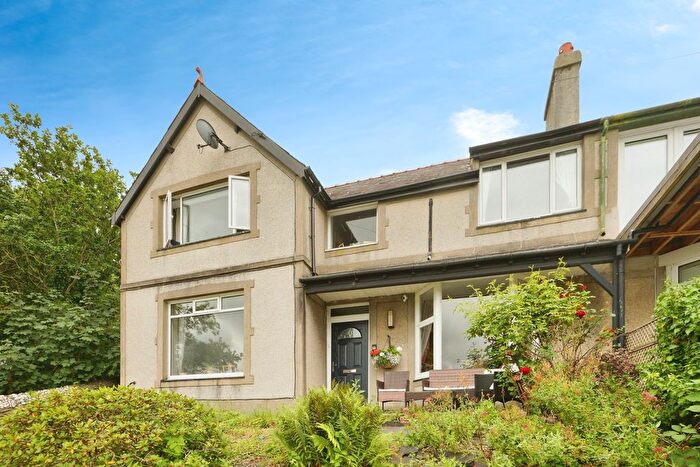4 Bedroom Semi-detached House For Sale In Borth Road, Porthmadog, Gwynedd, LL49