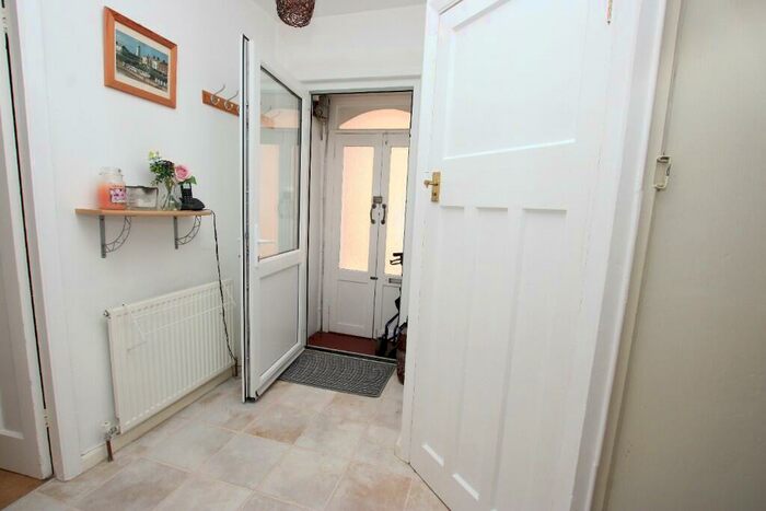2 Bedroom Semi-Detached Bungalow For Sale In Bryant Road, Kettering, Northamptonshire, NN15
