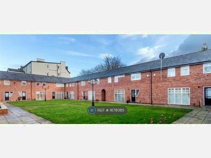 3 Bedroom Terraced House To Rent In Devonshire Mews, Princes Park, Liverpool, L8