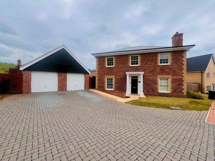 5 Bedroom Detached House To Rent In Jackdaw Close, IP6