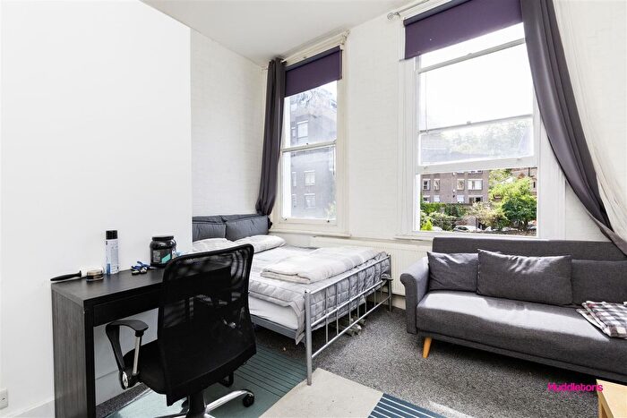 Studio To Rent In Crowndale Road, London, NW1