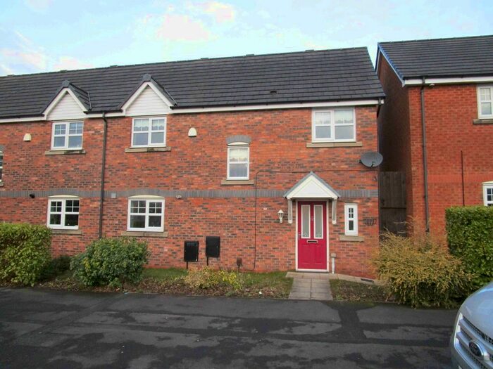 3 Bedroom Town House To Rent In Ash Lane, Aspull, Wigan, Greater Manchester, WN2