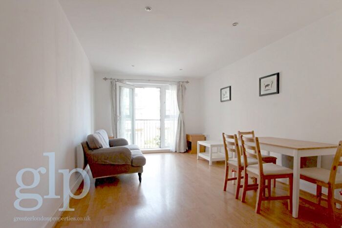 1 Bedroom Flat To Rent In Morton Close, Shadwell, E1