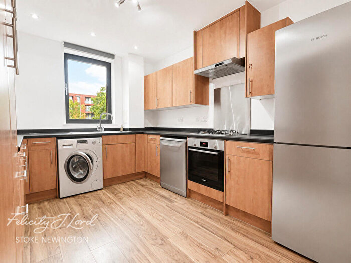 2 Bedroom Apartment To Rent In Isobel Place, London, N15