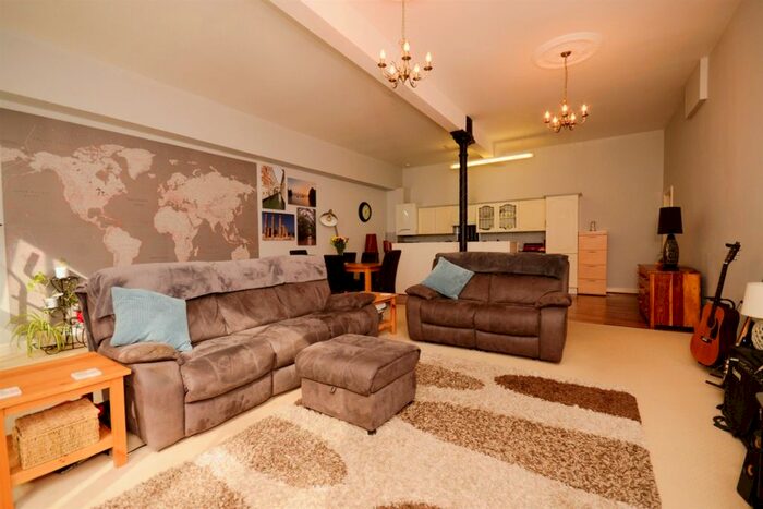 2 Bedroom Flat For Sale In Phoenix Building, Litton Mill, Buxton, SK17