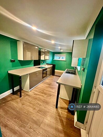 4 Bedroom Terraced House To Rent In Midland Road, Wellingborough, NN8