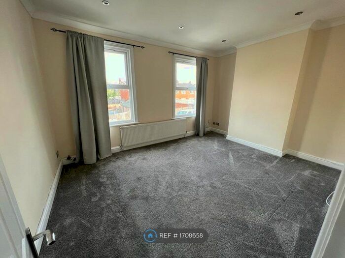 1 Bedroom Flat To Rent In Gresham Road, London, SE25
