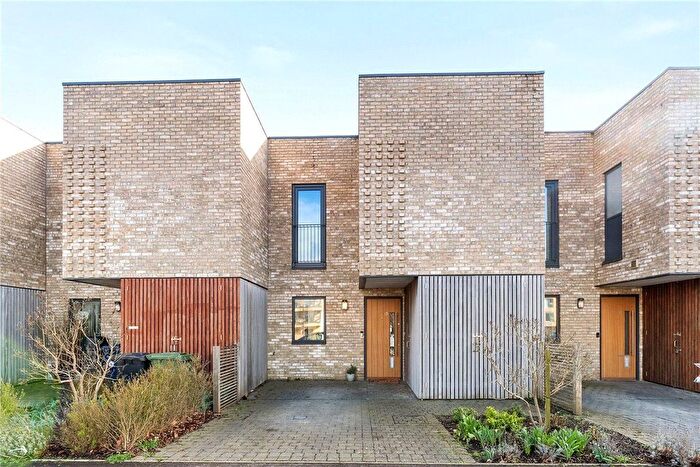 2 Bedroom Terraced House To Rent In Lapwing Avenue, Trumpington, Cambridge, CB2