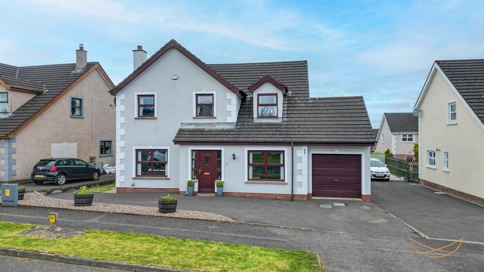 4 Bedroom Detached House For Sale In Hamlet Walk, Ballyclare, BT39