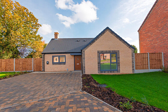 3 Bedroom Detached Bungalow For Sale In St Giles Park, Cringleford, Norwich, NR4